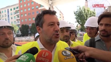 Lega, Salvini: "Lavoro per rafforzare squadra, beghe interne non interessano"