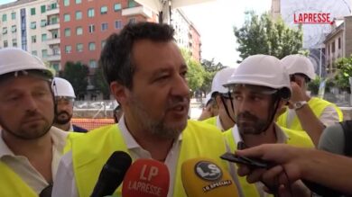 Migranti, Salvini: “Non prendiamo lezioni da Germania, prima pensi a risolvere i suoi problemi e fermare le Ong”