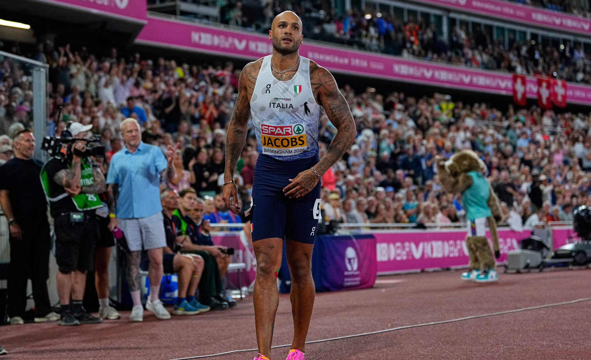 Jacobs infortunato agli Europei di Atletica 2026, staffetta 4×100 nei guai: cosa si è fatto e chi correrà al suo posto