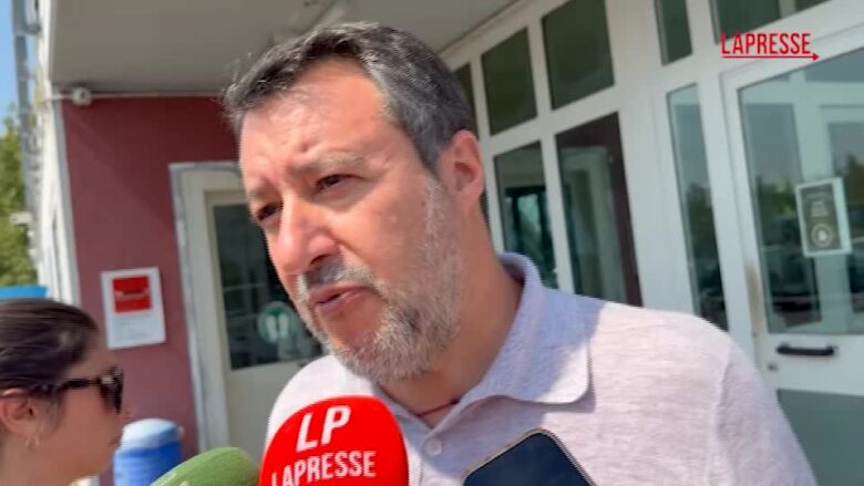 Lega, Salvini: "No a cambio statuto e non possiamo fare un congresso all’anno"