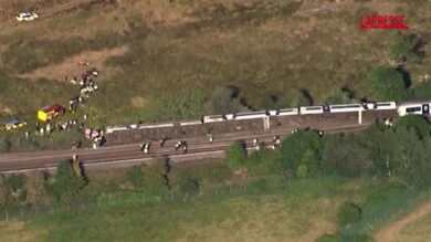 Inghilterra, deraglia treno: ferite 11 persone