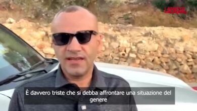 Cisgiordania, palestinese-statunitense torna per difendere la sua casa dai coloni: "Non posso permettere che me la rubino"