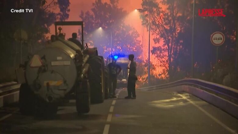 Portogallo: emergenza incendi nel Paese, impegnati 2 mila vigili del fuoco