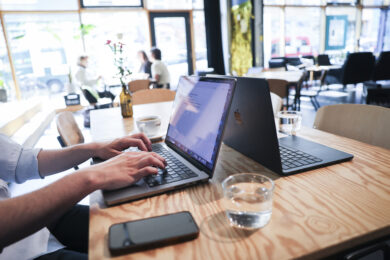 Le 10 parole più cercate sul portale Treccani: ‘femminicidio’ guida la classifica