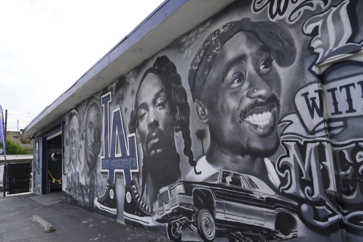 Tupac, nel nuovo processo per la morte del rapper l’ipotesi della vendetta Tupac, nel nuovo processo per la morte del rapper l’ipotesi della vendetta