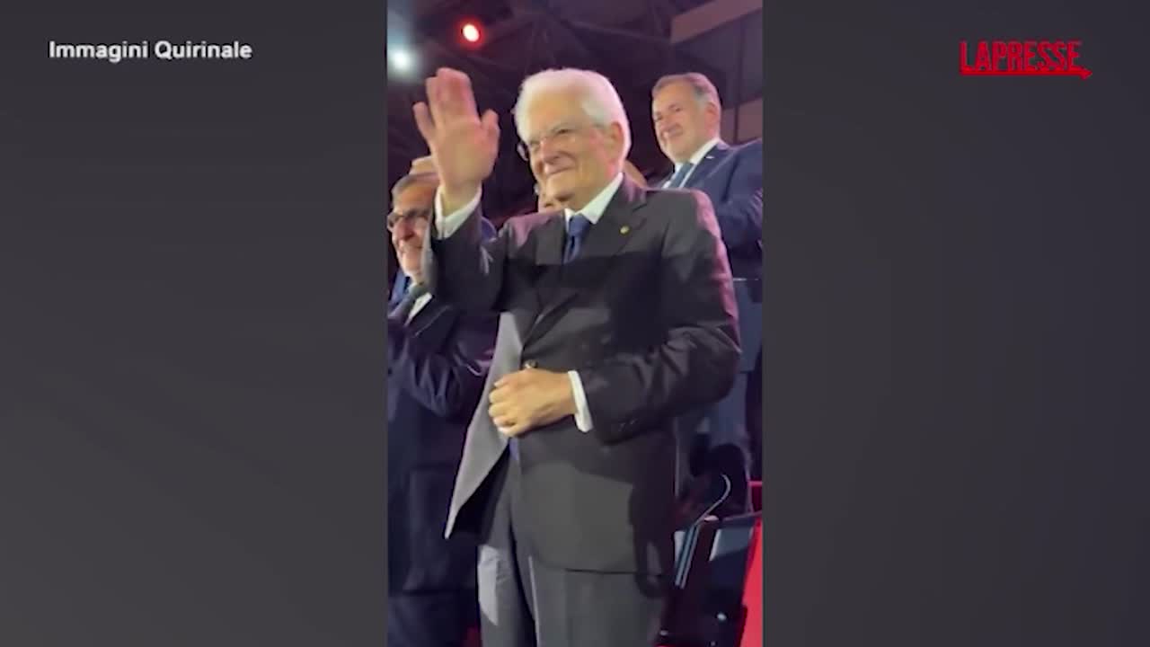 giochi mediterraneo mattarella a taranto dichiara aperta la xx edizione ovazione per il presidente da Lapresse.it giochi mediterraneo mattarella a taranto dichiara aperta la xx edizione ovazione per il presidente