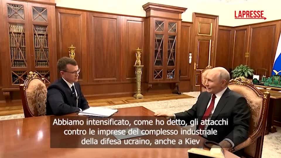 Ucraina, Putin: "Kiev ha aperto il vaso di Pandora"
