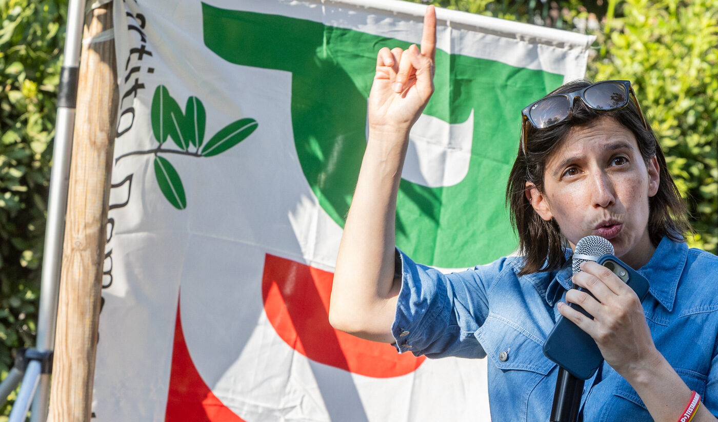 Carburanti, Schlein: “Il governo tassi subito gli extraprofitti delle società energetiche” Carburanti, Schlein: “Il governo tassi subito gli extraprofitti delle società energetiche”