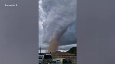 Francia: tornado vicino a Carcassonne, le immagini sono impressionanti