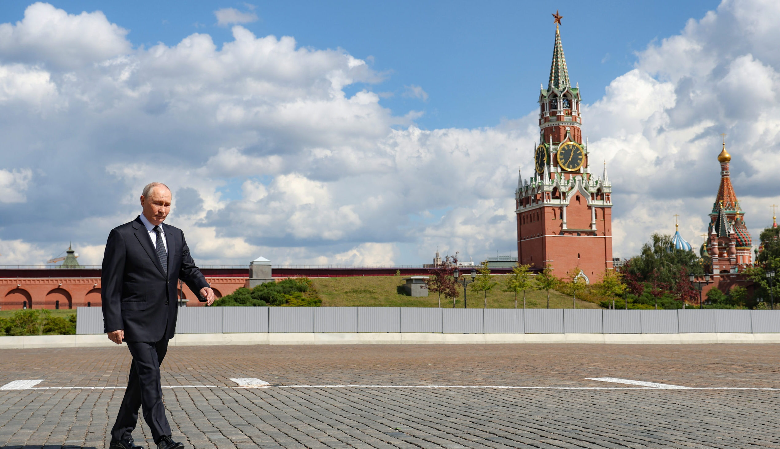Ucraina, Trump rassicura: “Ho parlato con Putin, non attaccherà i paesi Nato”. R