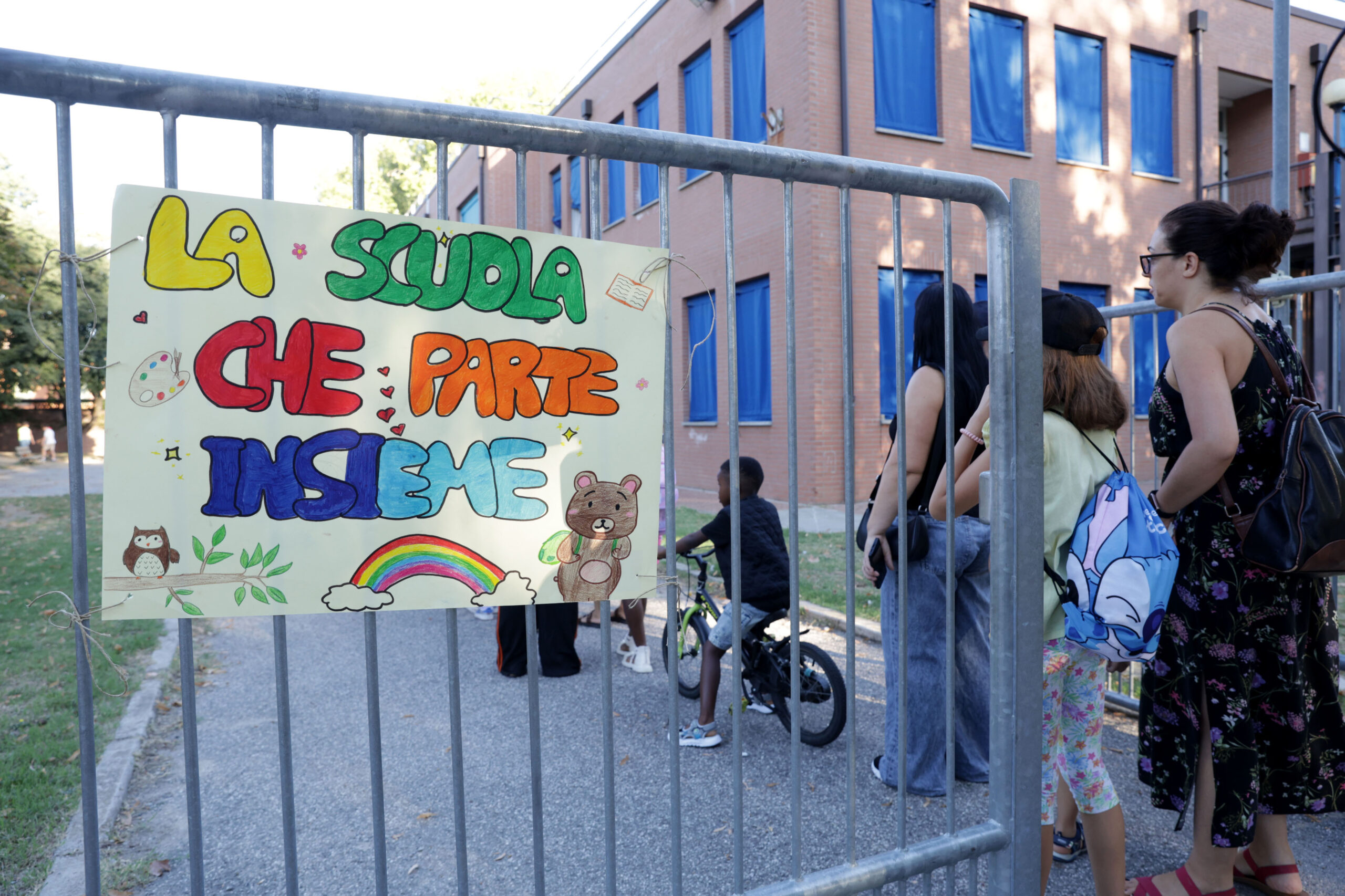 Rientro a scuola anticipato in Emilia Romagna, la sperimentazione per 8mila bambini delle primarie Rientro a scuola anticipato in Emilia Romagna, la sperimentazione per 8mila bambini delle primarie