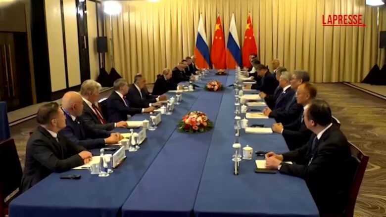 Cina-Russia, l'incontro tra Xi e Putin in Kirghizistan