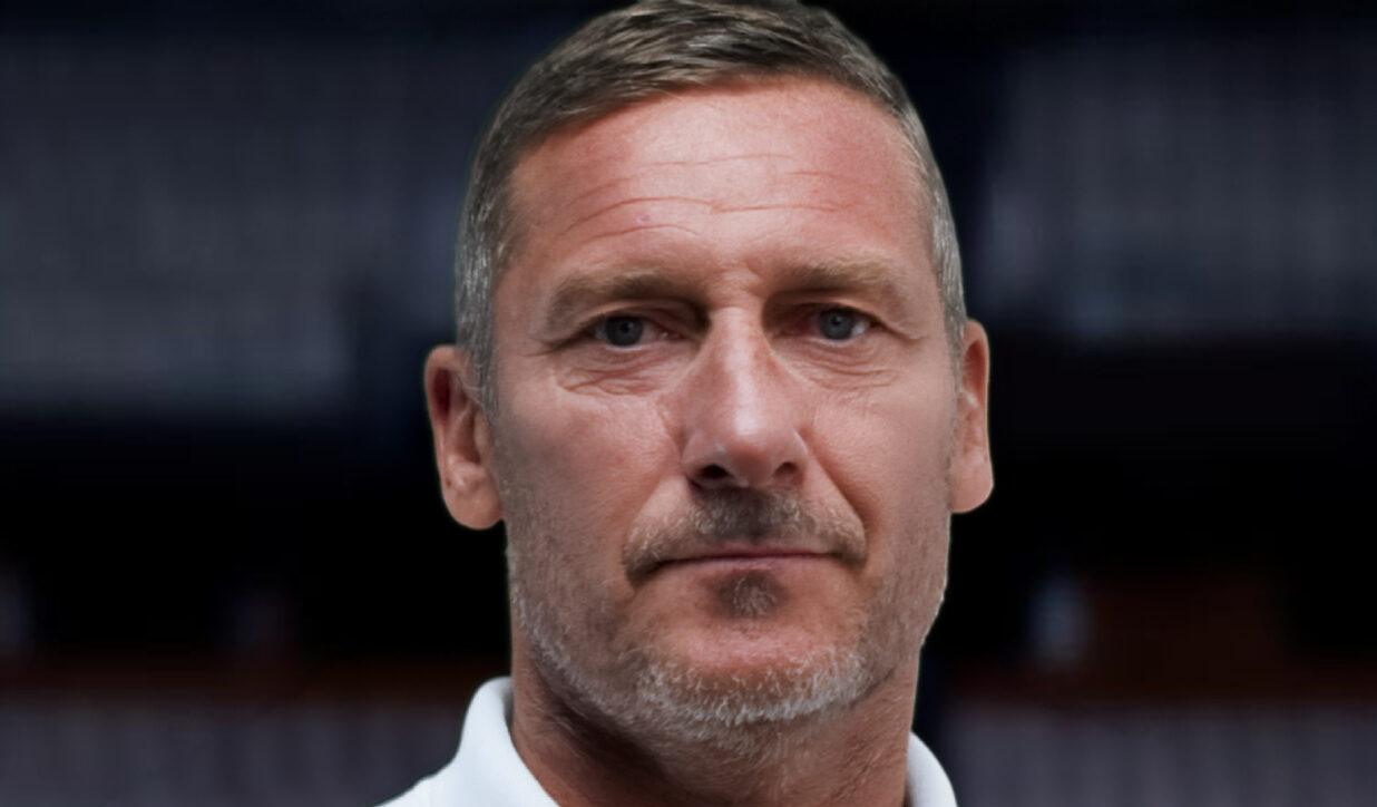 Totti entra nella Maxima Roma: “Avevo voglia di nuovi stimoli” Totti entra nella Maxima Roma: “Avevo voglia di nuovi stimoli”