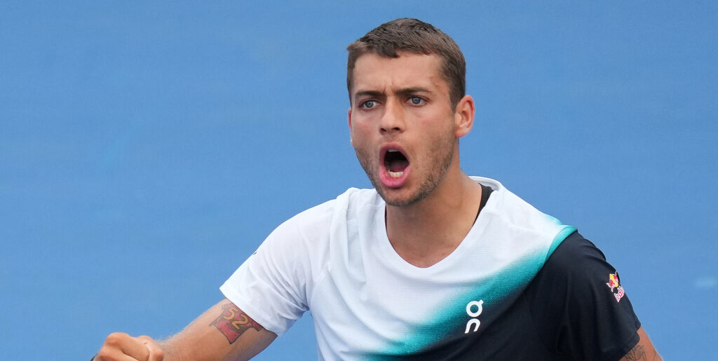 Us Open 2026, Darderi e Cobolli volano al terzo turno: fuori Bellucci e Musetti