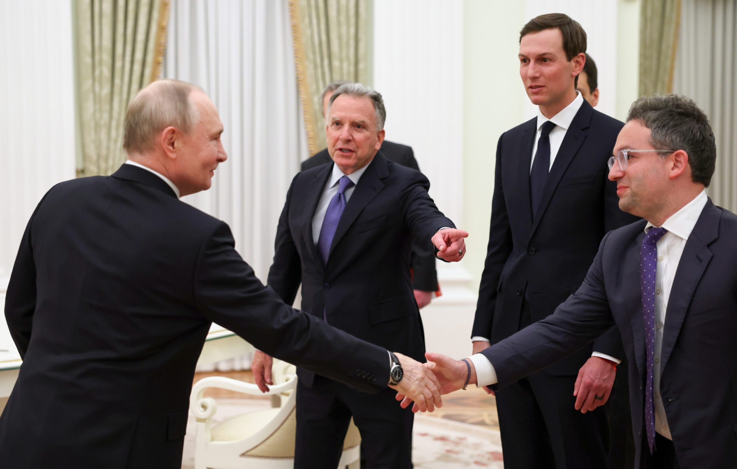 Ucraina, Witkoff e Kushner in Russia. Trump: “Pronto un piano per la pace”
