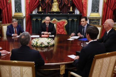 Ucraina, Kushner sui negoziati: “Accordo vicino se Kiev accetta cessione dei territori” – La diretta