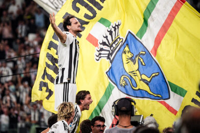 Federico Gatti della Juventus esulta dopo aver segnato il gol del pareggio per la sua squadra durante la partita di calcio di Serie A tra Juventus e Milan all'Allianz Stadium di Torino, Italia - Domenica 6 settembre 2026. Sport - Calcio. (Foto di Marco Alpozzi/Lapresse)