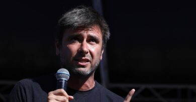Di Battista è arrivato in Italia: l’aero-ambulanza è atterrata a Ciampino. E’ ricoverato al Gemelli
