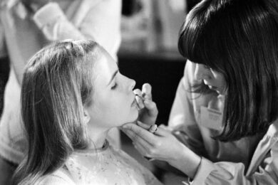 Pelle e adolescenti, la dermatologa e i 2 falsi miti sull’acne