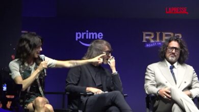 Tv, scintille tra Asia Argento e Martina Catuzzi alla presentazione di “Roast in Peace 2”