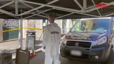 Roma, donna ferita in strada a Prati: il sopralluogo del Ris
