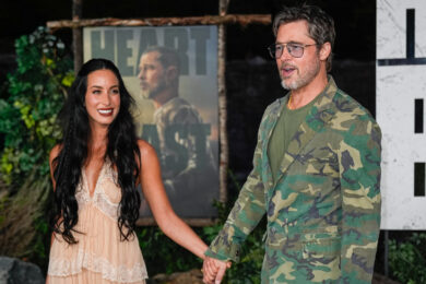 Brad Pitt e la fidanzata Ines de Ramon alla prima mondiale di "Heart of the Beast" al FirstBank Amphitheater a Franklin in Tennessee (AP Photo/George Walker IV)