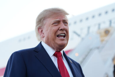 Trump minaccia: “Se Canada membro associato Ue, imporrò nuovi pesanti dazi”