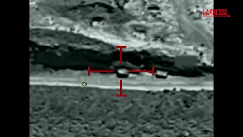 Yemen, l’esercito mostra gli attacchi alle strutture degli Houthi