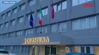 Catania: scoperto laboratorio di 'armi fantasma' e droga, le immagini della polizia