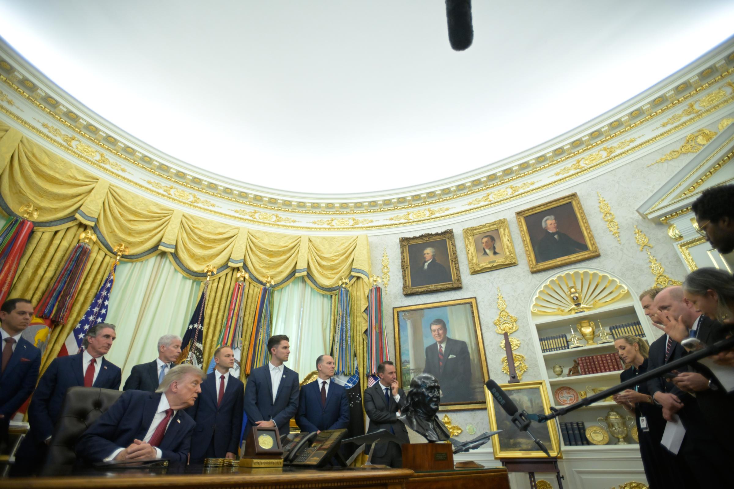 Trump bandisce Cnn, Politico e MsNow dalla Casa Bianca