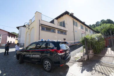 Cuneo, sente dei rumori nella sua cascina e spara: morto rapinatore