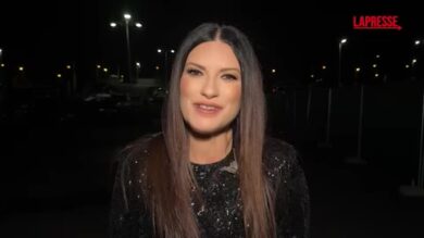 Laura Pausini ospite di Shakira sul palco a Madrid: “Lei è unica, è stato bellissimo”