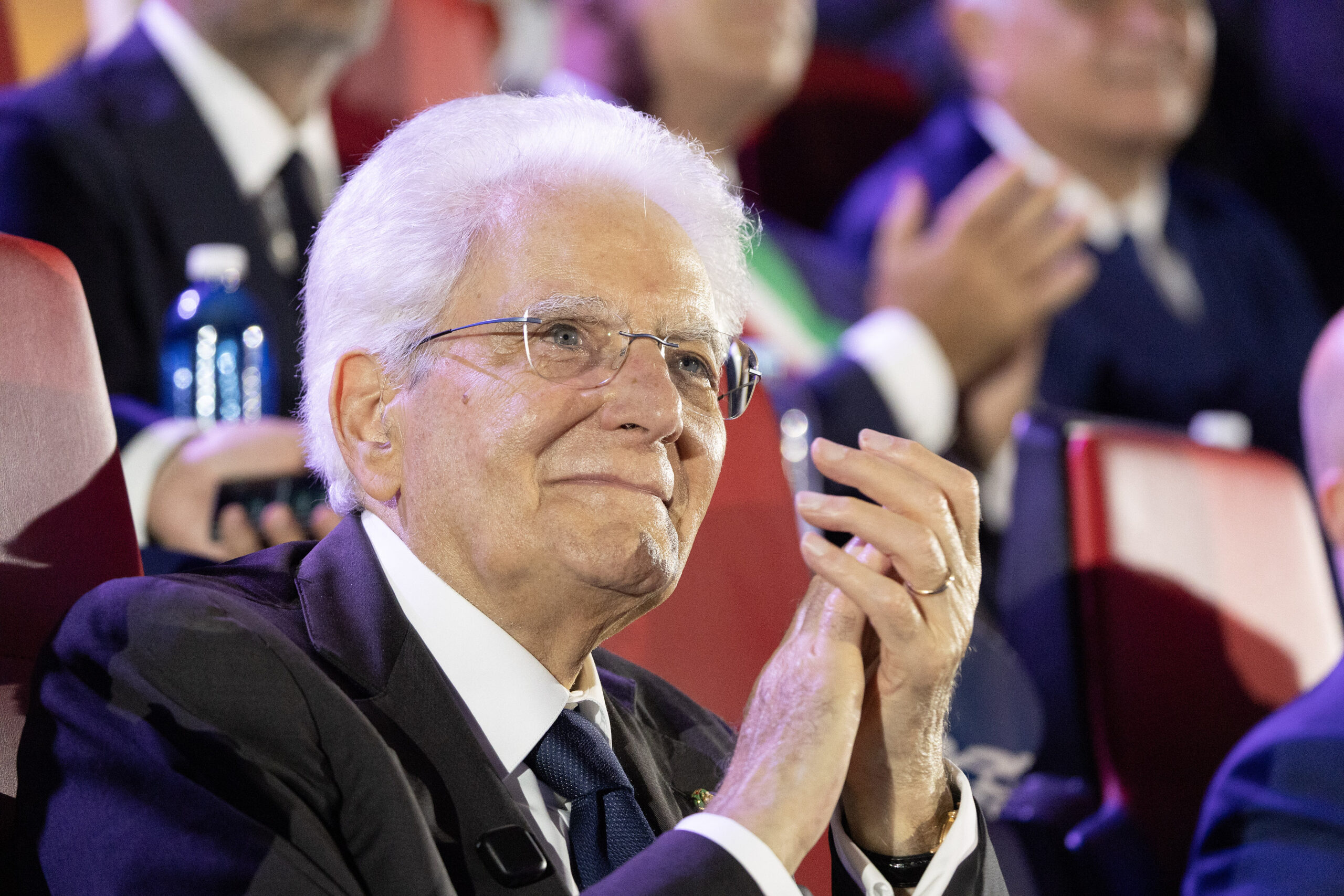 Mattarella ad Amatrice inaugura l’anno scolastico: “La cultura rende liberi”