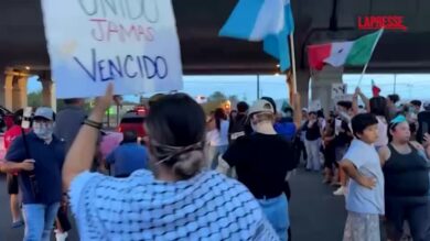 Usa, agente Ice ferisce un uomo a Austin: proteste per strada