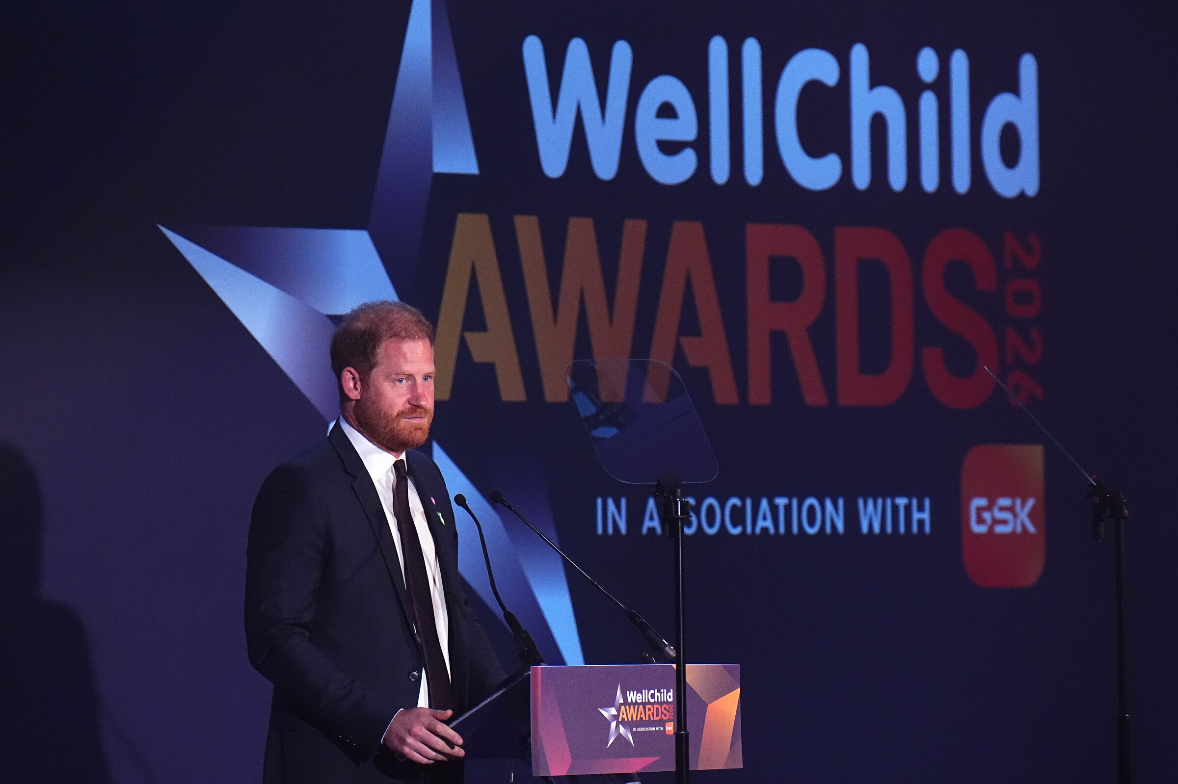 Il principe Harry ai WellChild Awards 2026 a Londra – Le foto