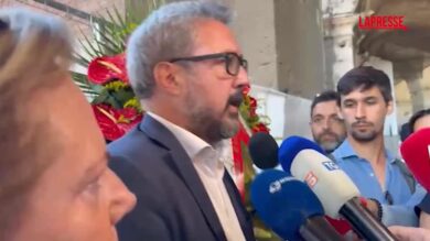 Operaio morto al Colosseo, il direttore: "Disposta la chiusura in segno di lutto"