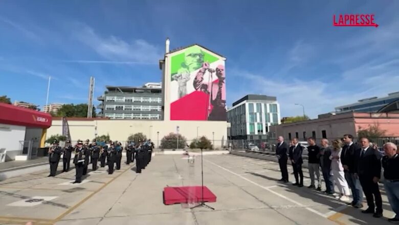 Milano, inaugurato al municipio 4 un murale per Sandro Pertini
