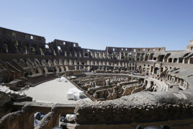 Operaio morto al Colosseo, “Anfiteatro chiuso anche venerdì, il ministro Giuli incontrerà i dipendenti”