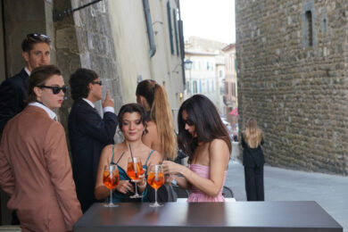 Invitati al matrimonio Damiano David e Dove Cameron a Montalcino (Foto Alessandro La Rocca - LaPresse)