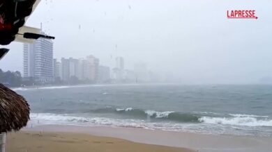 Messico, pioggia e vento ad Acapulco in attesa dell'uragano Polo