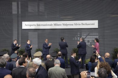 Attilio Fontana Presidente di Regione Lombardia, Paolo Berlusconi, Ignazio La Russa Presidente del Senato, Matteo Salvini Ministro delle Infrastrutture e dei Trasporti, Carlo Marelli Commissario Straordinario Enac, Michaela Castelli Presidente SEA alla cerimonia di intitolazione dell’aeroporto di Malpensa a Silvio Berlusconi (Foto di Marco Ottico/Lapresse)