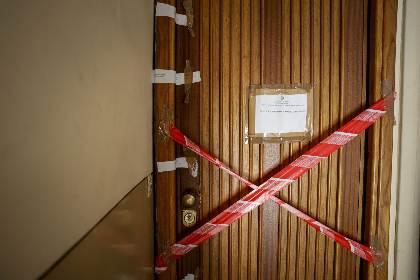 torino 39enne ucciso e smembrato in casa fermati una professoressa e due ragazzi da Lapresse.it torino 39enne ucciso e smembrato in casa fermati una professoressa e due ragazzi
