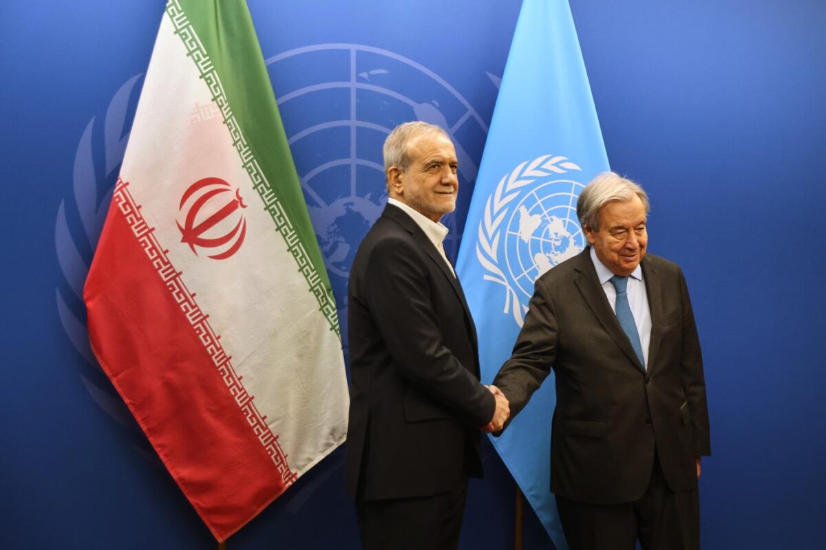 Iran, Trump respinge la proposta di Teheran e vuole nuovi attacchi: la rivelazione del Wsj Iran, Trump respinge la proposta di Teheran e vuole nuovi attacchi: la rivelazione del Wsj