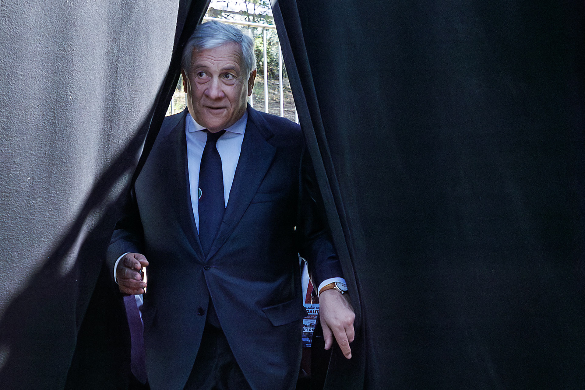 tajani ai magistrati su convalida arresti colpirne uno per educarne cento da Lapresse.it tajani ai magistrati su convalida arresti colpirne uno per educarne cento