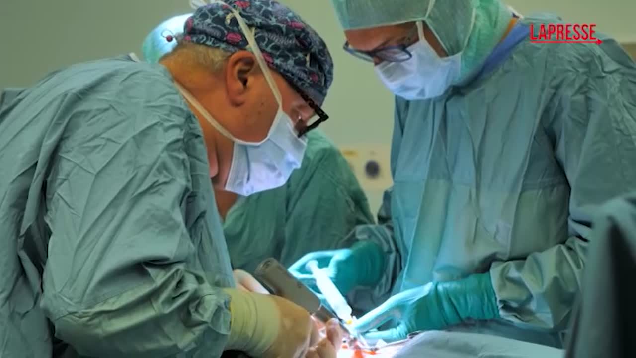 Genova, a 5 anni rischia la vita e l’uso di braccia e gambe: salvata al Gaslini