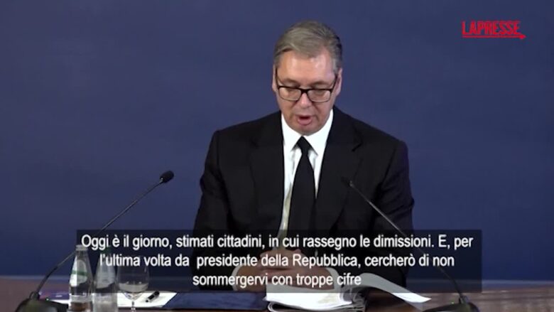 Serbia, Vucic si è dimesso: il momento dell'annuncio del presidente della Repubblica