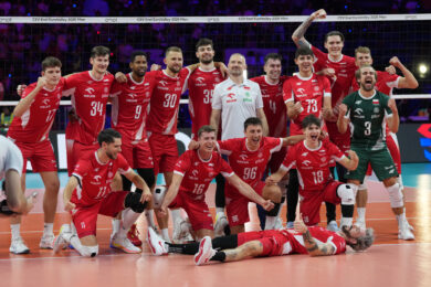Vittoria Polonia, i festeggiamenti della squadra dopo aver vinto la Finale Europei volley, Polonia-Francia a Milano (Foto Claudio Furlan/LaPresse)