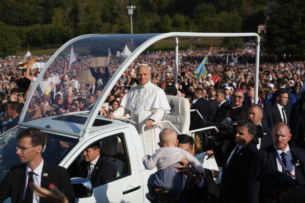Papa Leone XIV a Lourdes: “Abusi sono una piaga, massima vigilanza” Papa Leone XIV a Lourdes: “Abusi sono una piaga, massima vigilanza”
