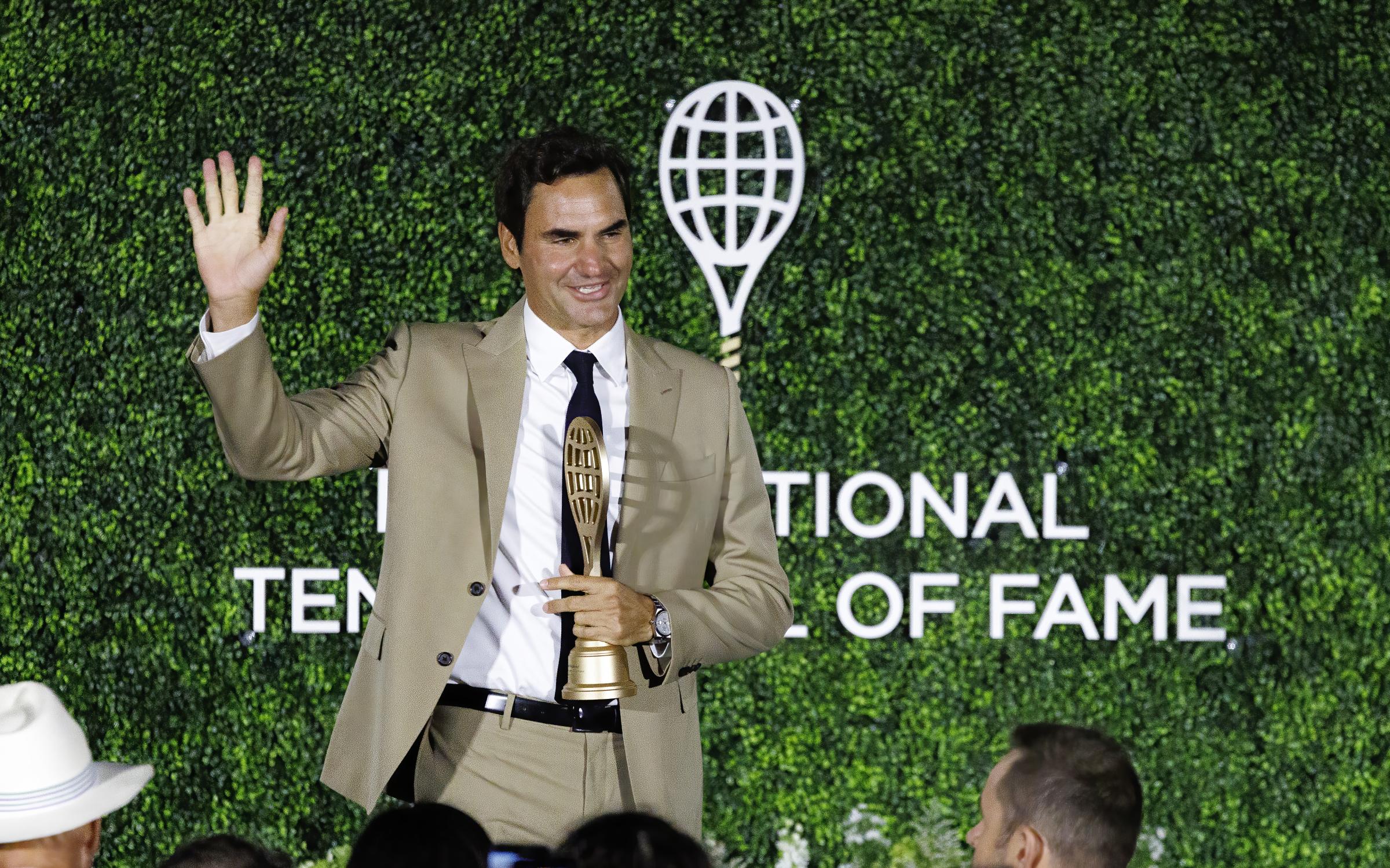 Federer esalta Sinner: “È il più forte in questo momento”