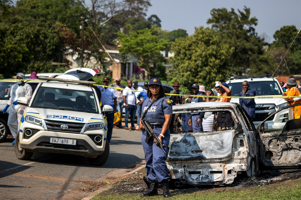 Sparatorie in Sudafrica, 27 morti tra Johannesburg e Città del Capo Sparatorie in Sudafrica, 27 morti tra Johannesburg e Città del Capo